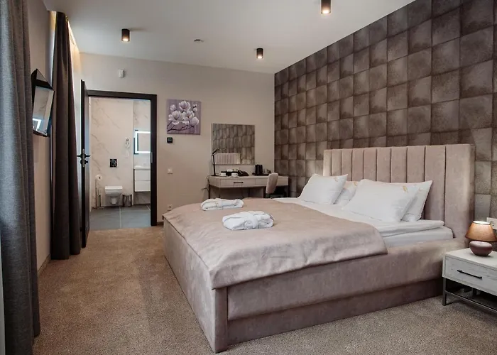 Boutique Refael Трускавец