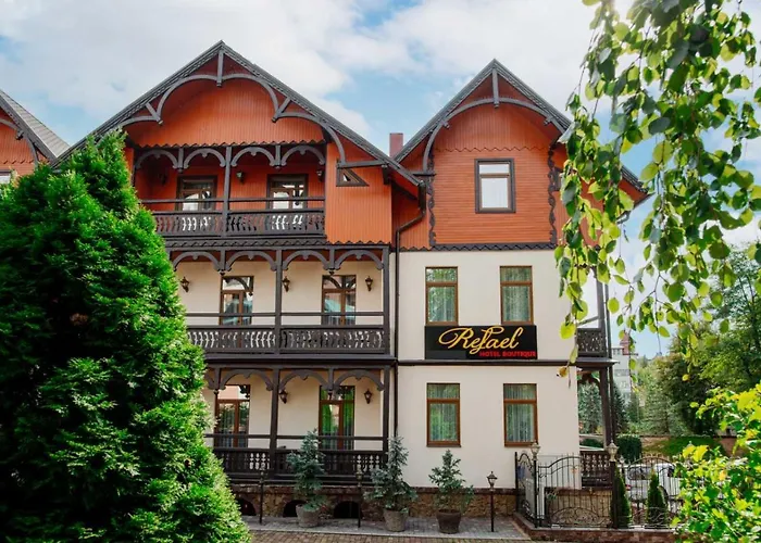 Boutique Refael Трускавец